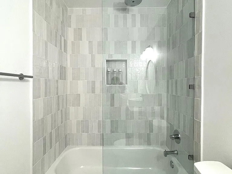 906 E Leslie Cir #B — Photo 9