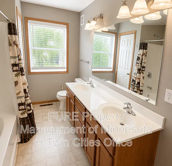40 River Woods Dr W — Photo 11