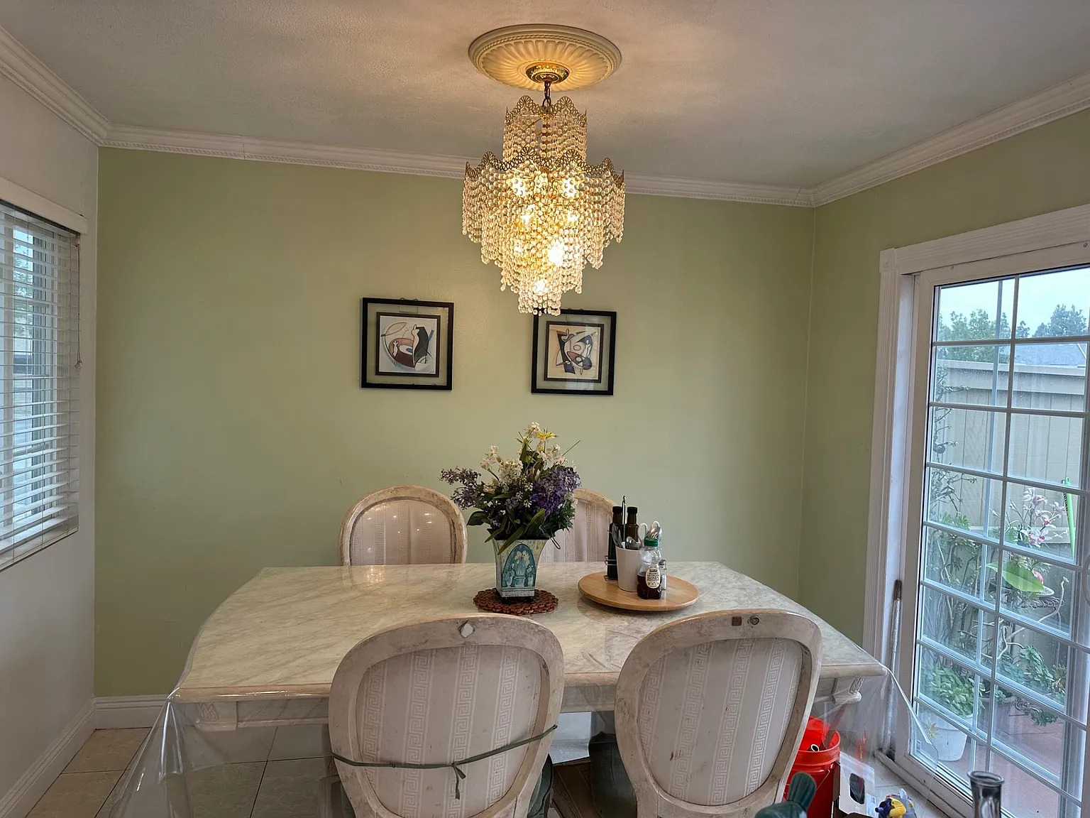 3 bed, 1114 sqft, $4,900 — Photo 4
