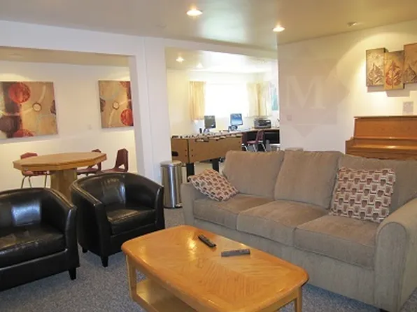 6681 Berkshire Ter #2, Goleta, CA 93117