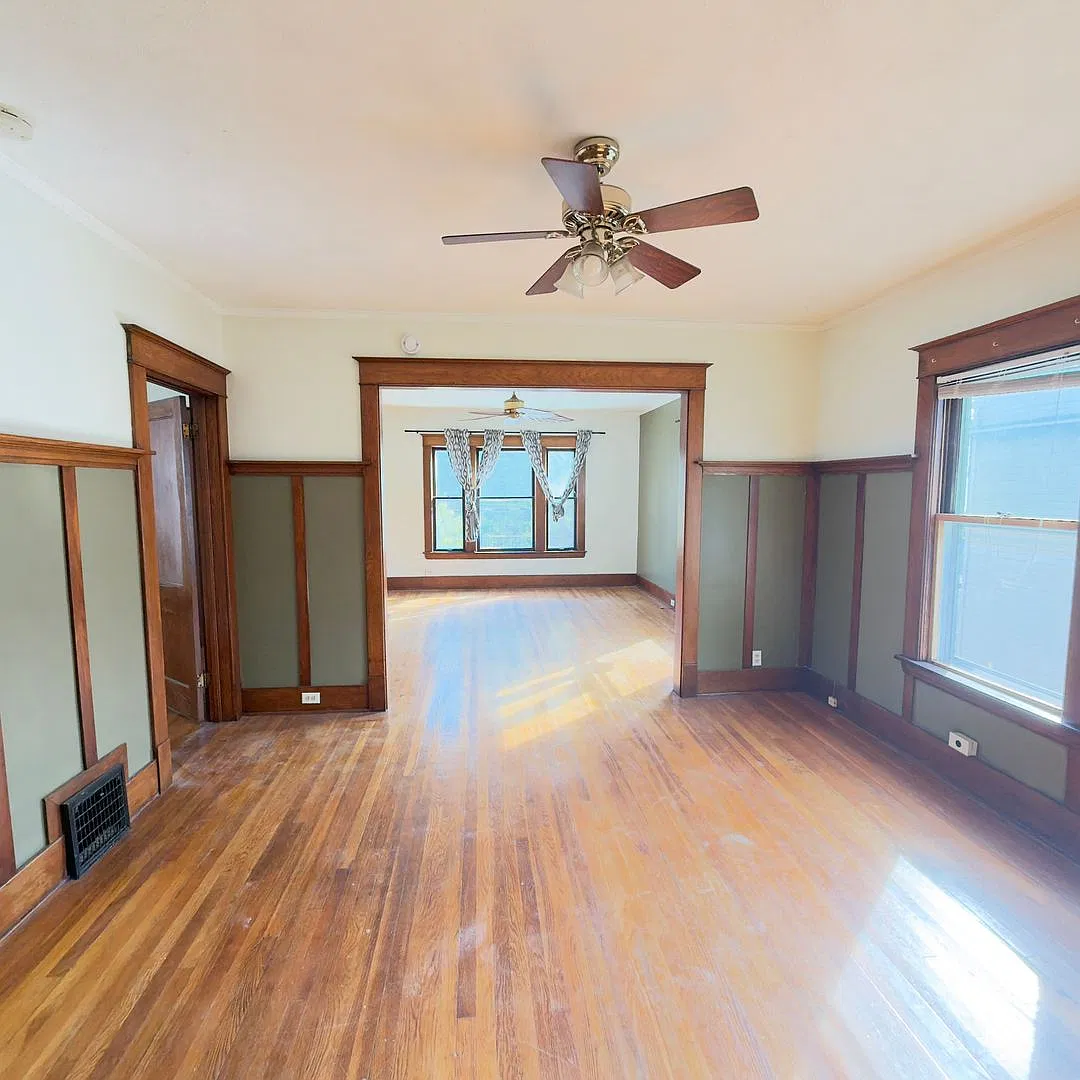 01781 - Pine 321 — Photo 3
