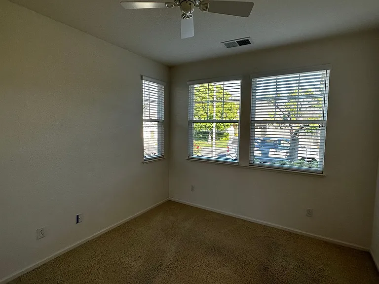 575 Quindell Way — Photo 16