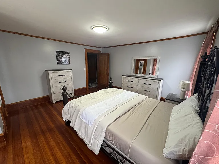 2 Brook St #2 — Photo 16