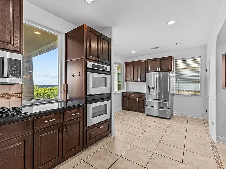 5724 Brittlyns Ct — Photo 14