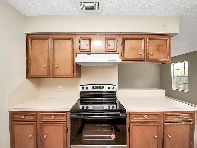 1006 Perry St #100 — Photo 24
