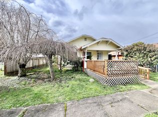 341 3rd Ave, Powers, OR 97466