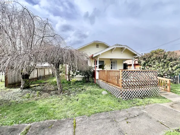 341 3rd Ave, Powers, OR 97466