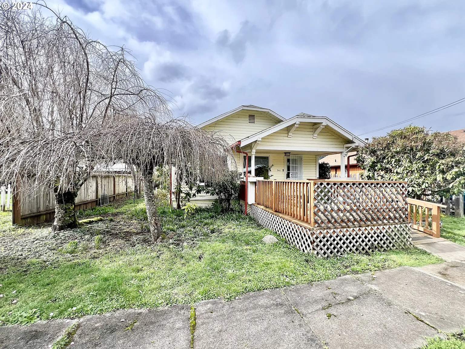 341 3rd Ave photo 1