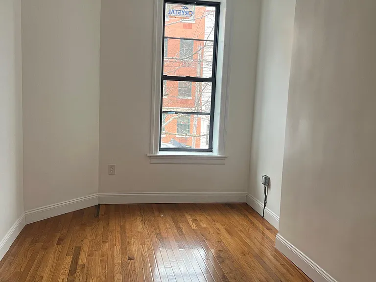 2192 Washington Ave #3 — Photo 5