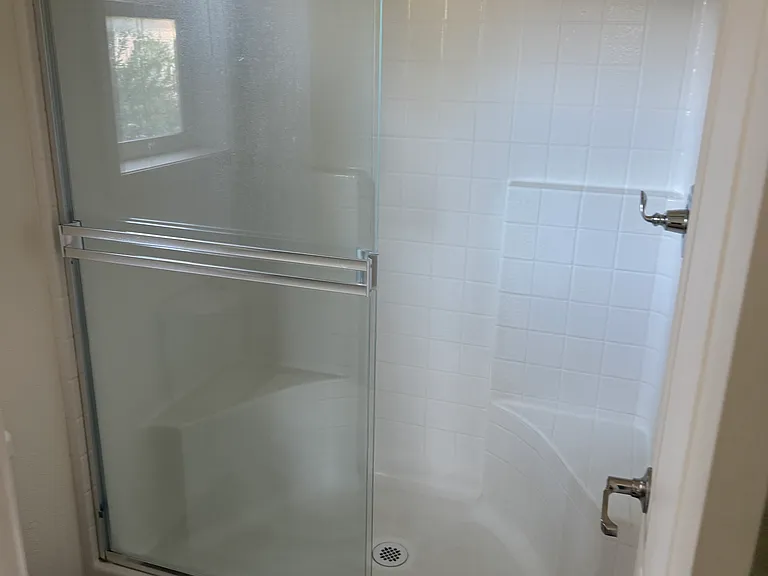 129 Cypress Ct — Photo 3