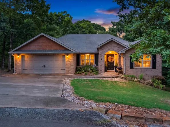 3 Ibis Ln, Bella Vista, AR 72714