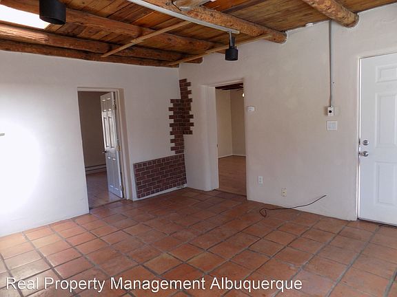 3rd image of 614 Claremont Ave NW