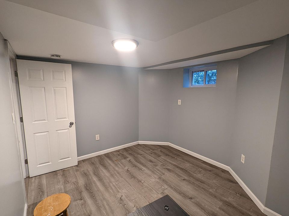 1st image of 11209 93rd Ave Floor 3