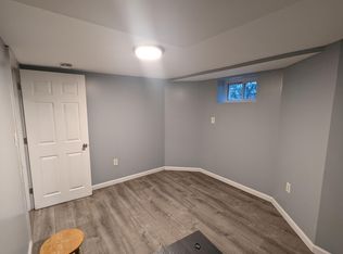 11209 93rd Ave FLOOR 3, Richmond Hill, NY 11418