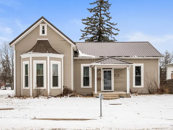 409 E Washington St, Hartford City, IN 47348