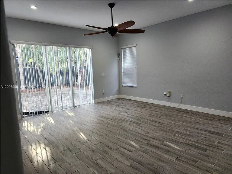 23902 SW 108th Ave — Photo 4