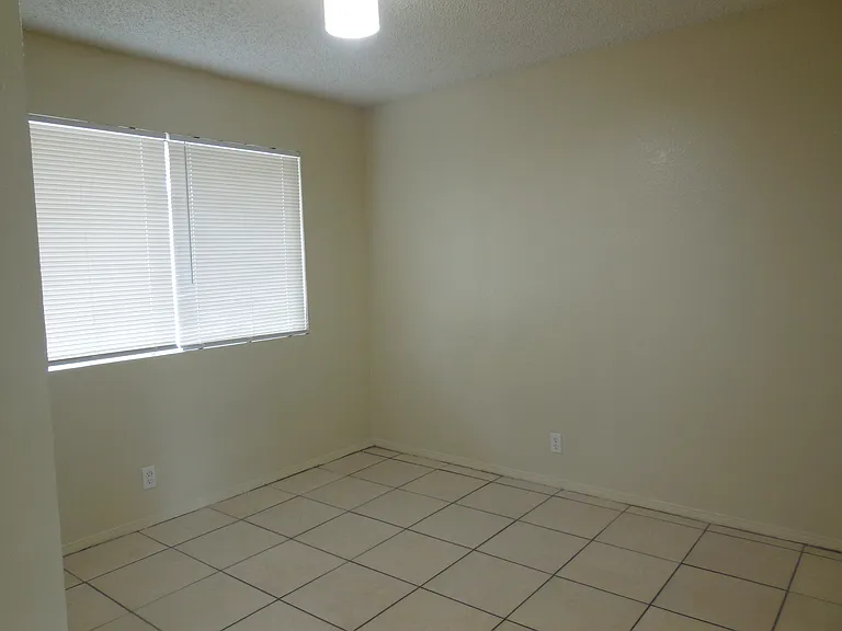 839 Gaviota Ave #F — Photo 20