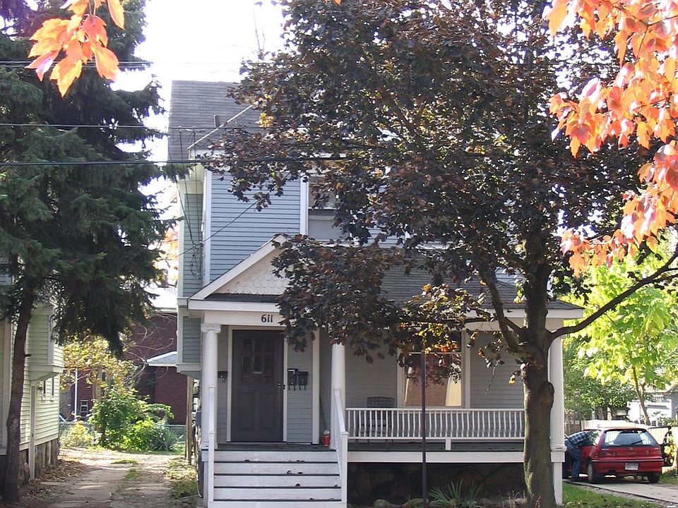 611 W Vine