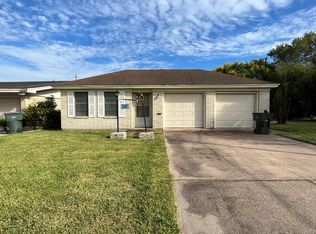 648 17th St, Port Arthur, TX 77640