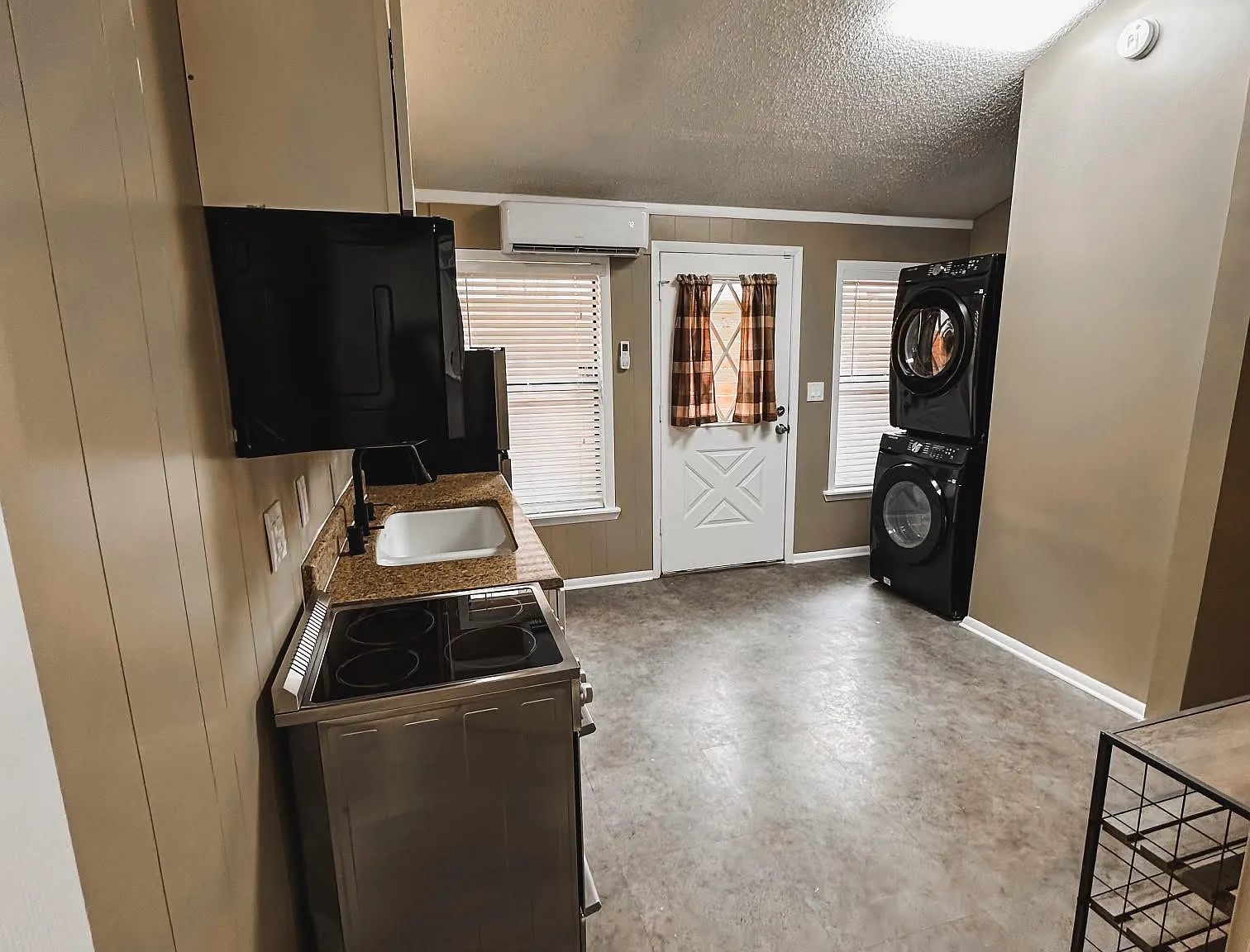4304 San Juan Ave — Photo 3