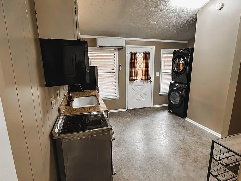 4304 San Juan Ave #4 — Photo 3