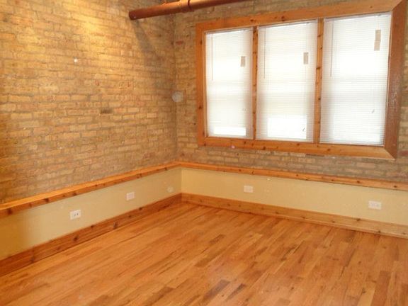 5th image of 1519 1/2 W Farwell Ave #G1