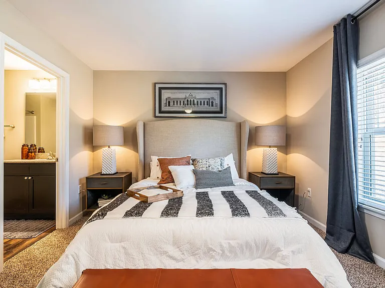 Ensuite Bathrooms & Closets in the Main Bedroom