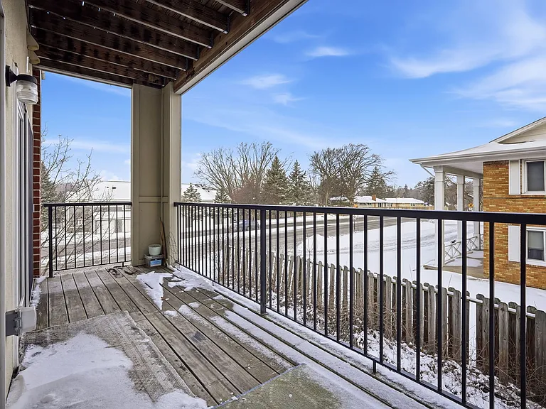 Oak Ridge — Photo 15