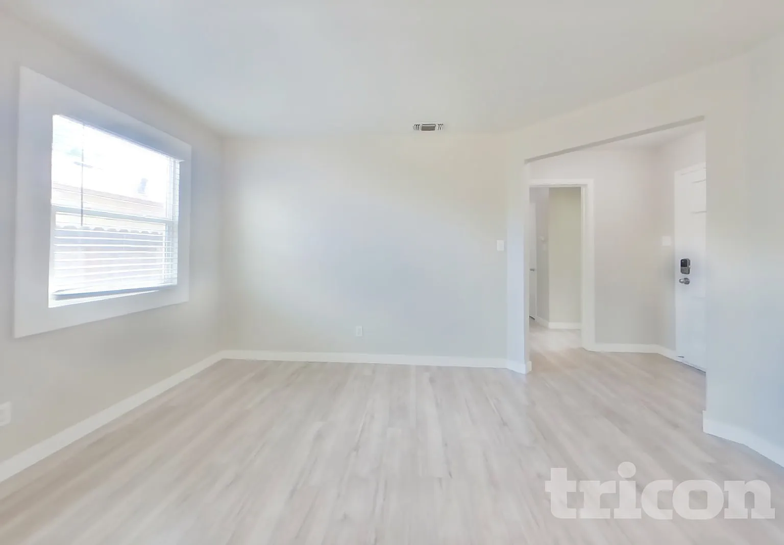 6335 40th Avenue Sacramento CA — Photo 2