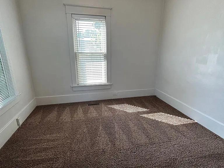 1107 S 4th Ave — Photo 18