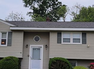 9 Iron Forge Rd, Parsippany, NJ 07054