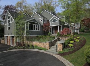 25 Lake Valley Rd, Morris Township, NJ 07960