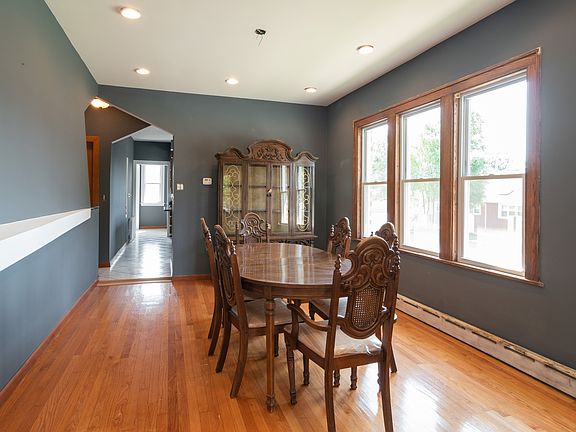 4th image of 2709 N 73rd Ct