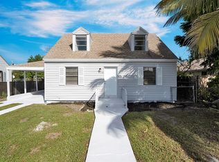 110 W 37th St, Riviera Beach, FL 33404