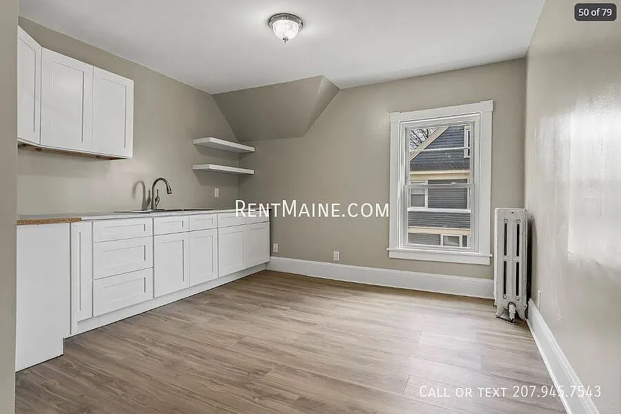 38 Jefferson St #2