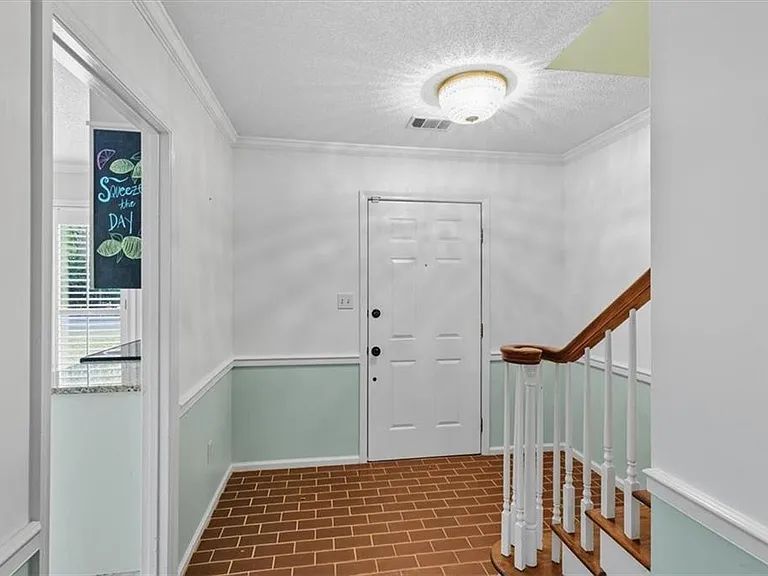 1211 Whitlock Ridge Dr SW — Photo 7