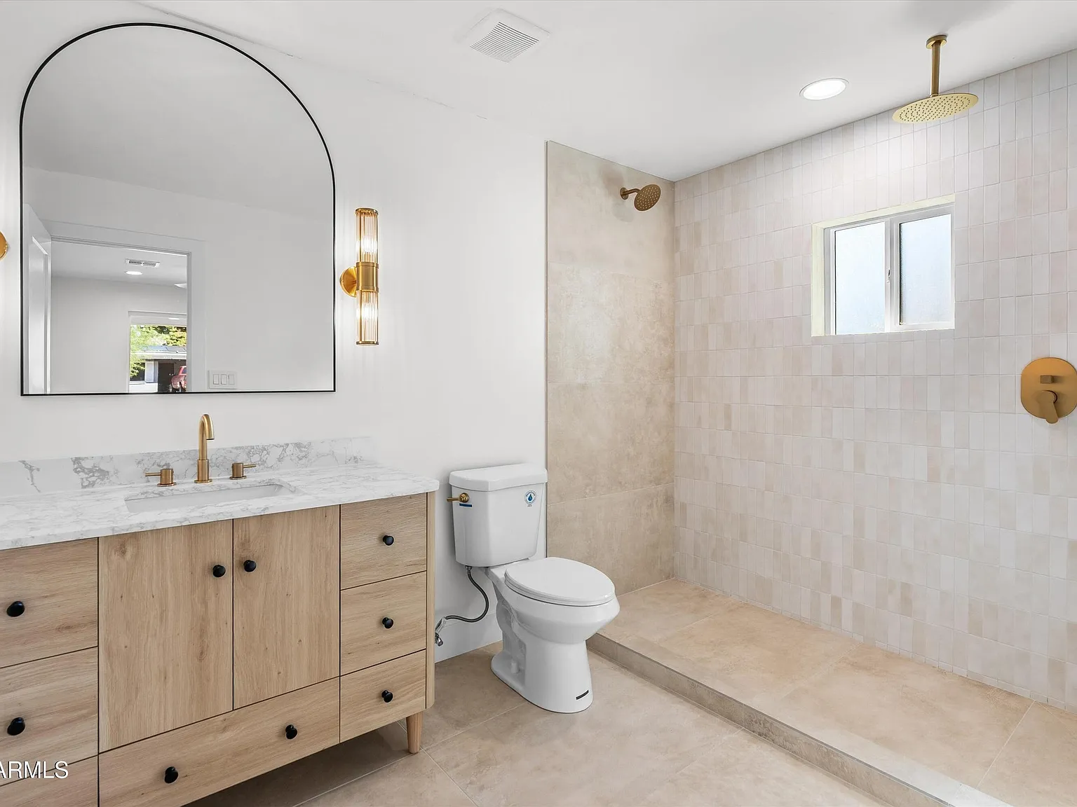 4 bed, 1551 sqft, $1,000 — Photo 4