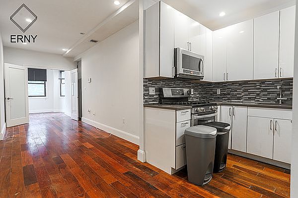 1st image of 46 New York Ave #2B