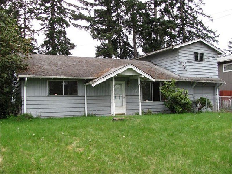 1st image of 19210 12th Ave E