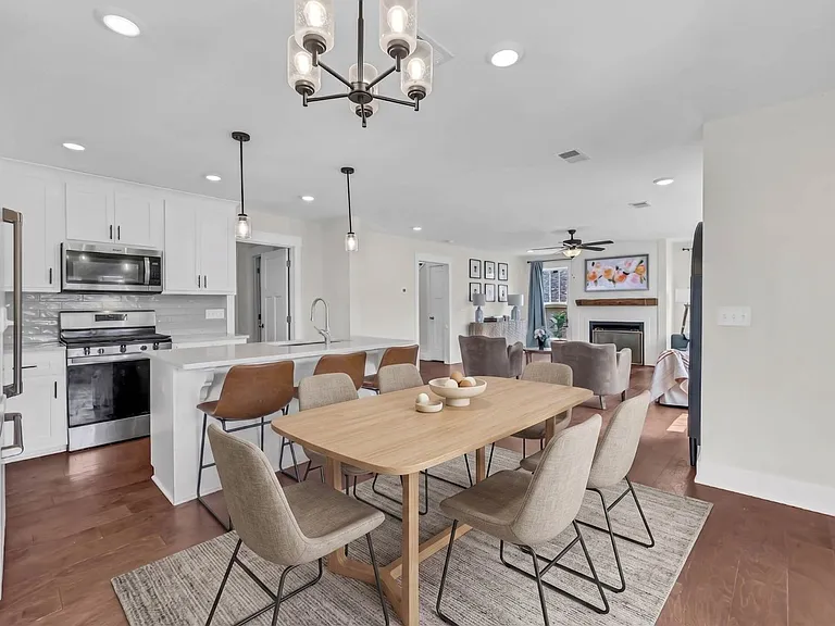 904 Frog Gip Pond Ct — Photo 10