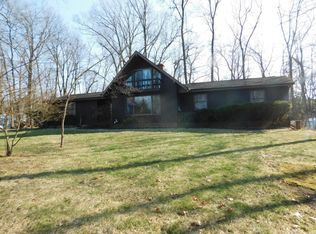 714 Lakeview Dr, Portage, MI 49002