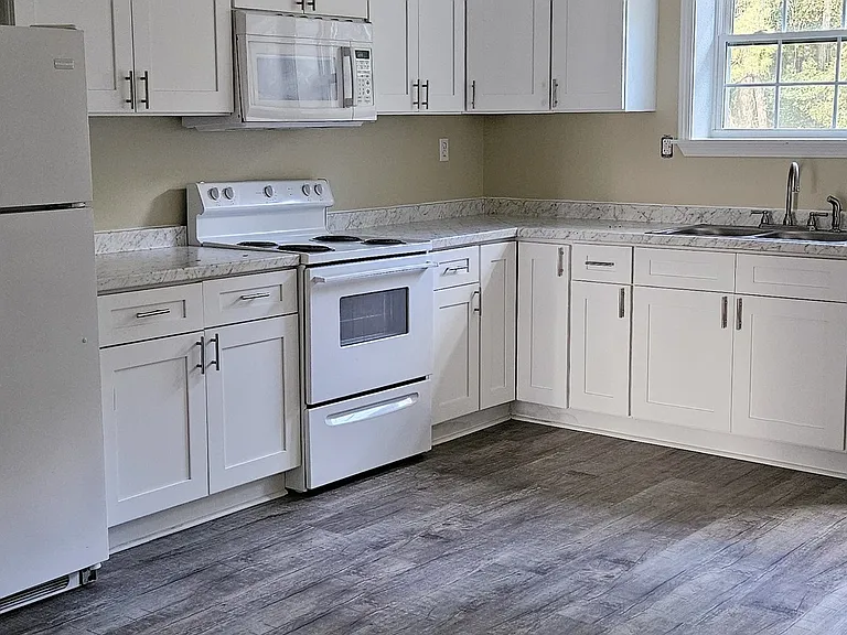 1485 Edgar Hodges Rd #C — Photo 5