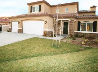 6804 Shanon Ln, San Bernardino, CA 92407