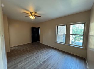 10214 S Doctor Martin Luther King Jr Dr #3W, Chicago, IL 60628