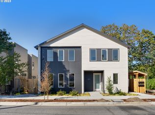 8411 SW 19th Ave #4, Portland, OR 97219