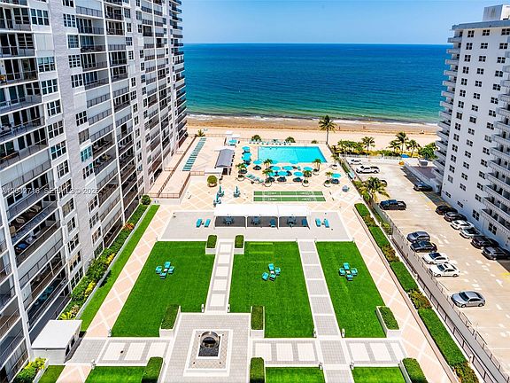 3rd image of 4280 Galt Ocean Dr APT 15B