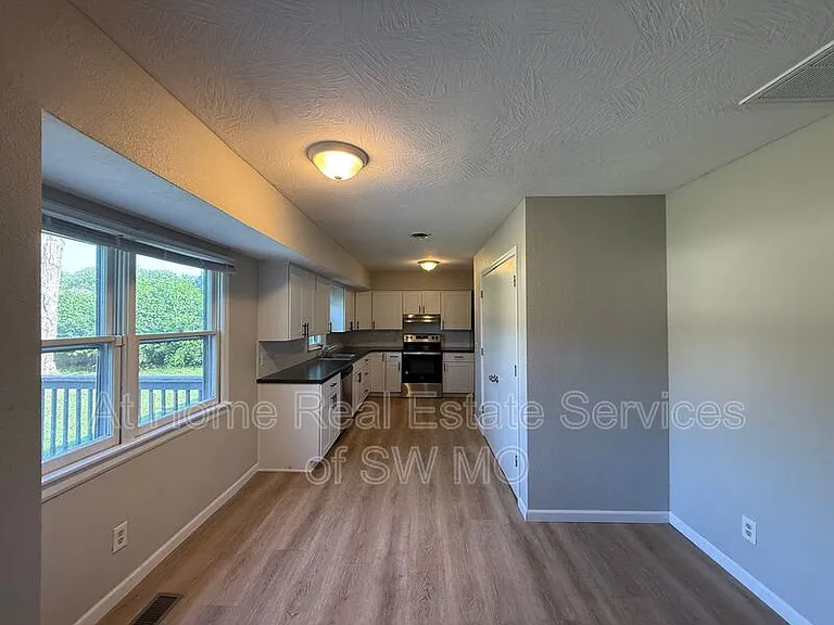 4123 S Sunrise Ave — Photo 5