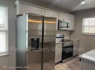 102 8th St UNIT F, Farwell, TX 79325