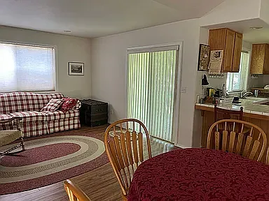 935 Elkhorn Dr — Photo 8