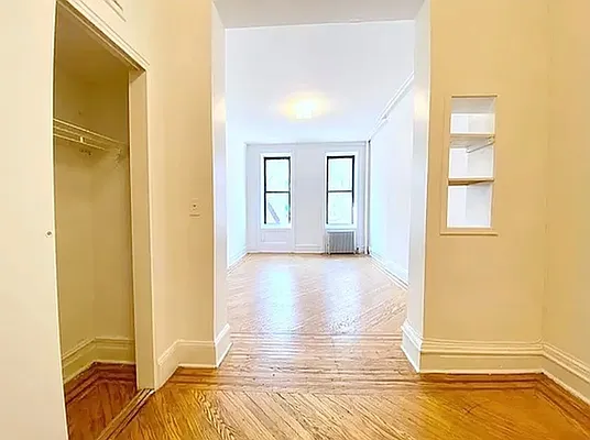 Rented by Manhattan Spaces | media 13